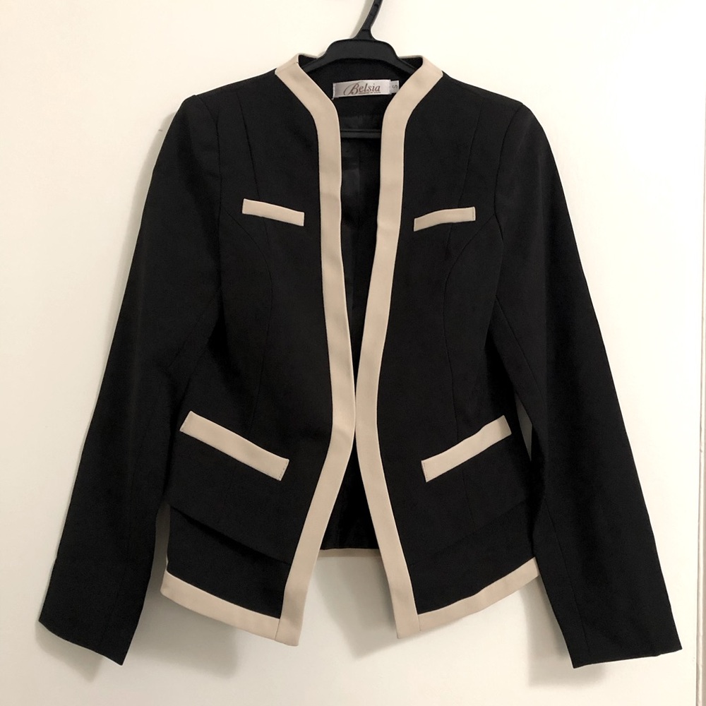 NWOT 2 piece dress suites